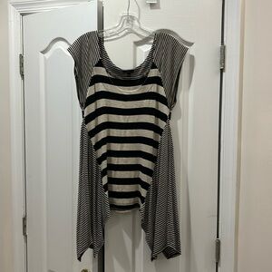 K&C xl black tank stripe asymmetrical high low hemline top like new euc